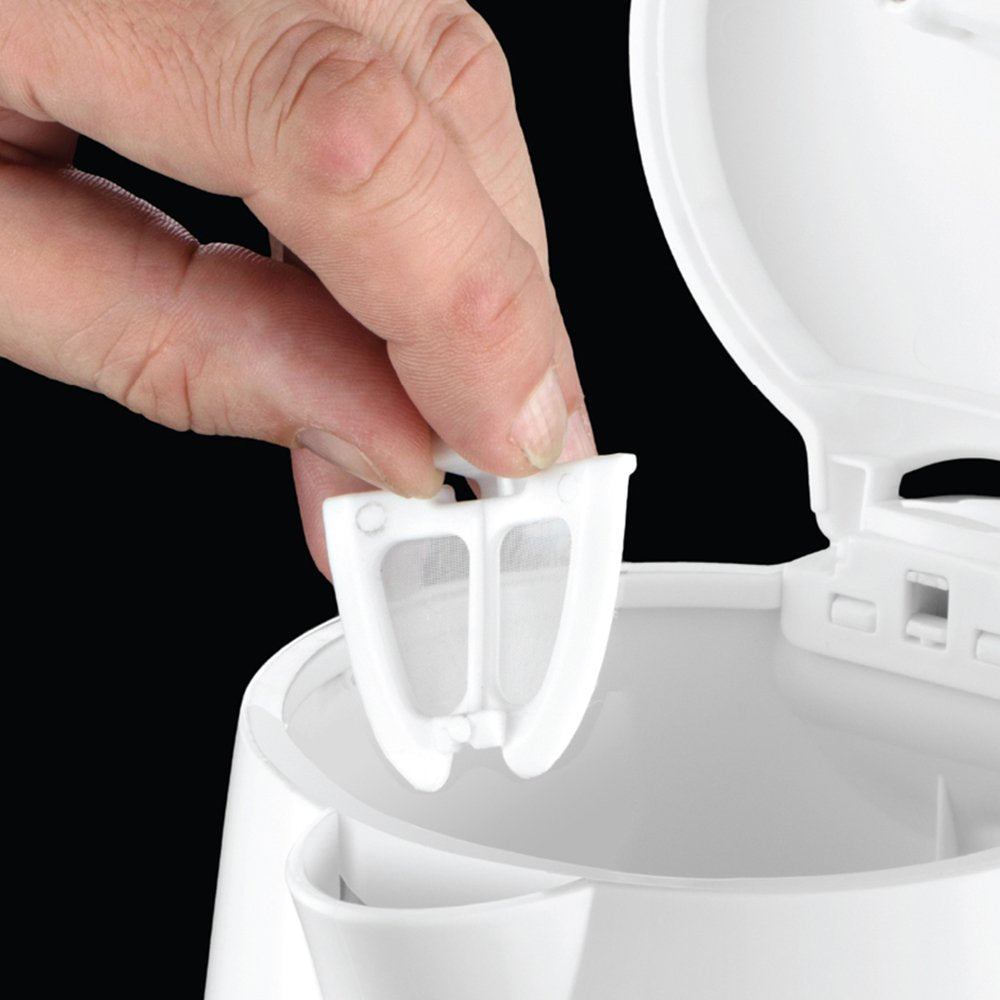 Russell Hobbs Wasserkocher klein [0,85l Reisewasserkocher mit weltweiter Spannungsanpassung] Travel (1000W, inkl. 2 Tassen & 2 Teelöffel, optimierte Ausgusstülle, kompakter kleiner Teekocher) 23840-70