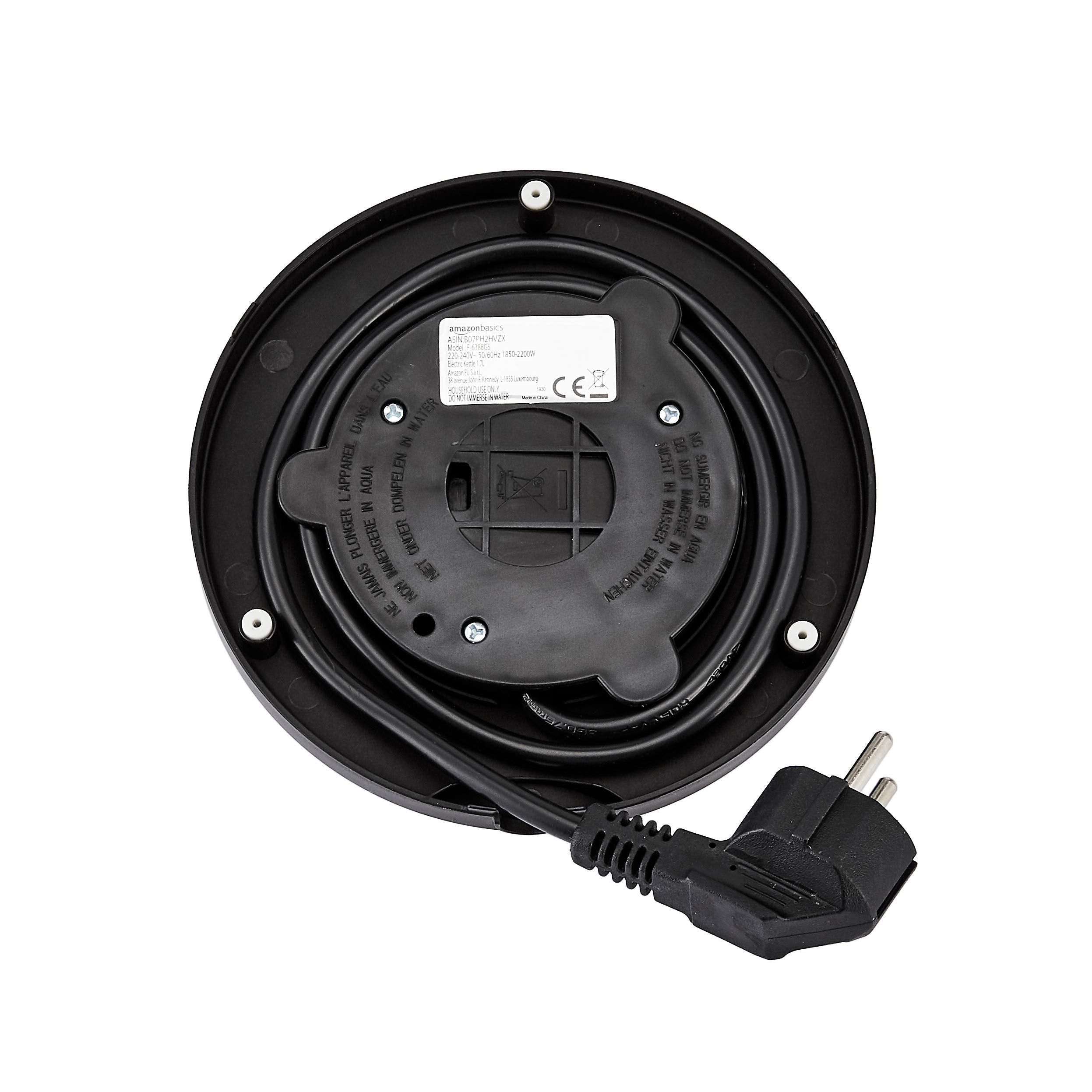 Amazon Basics tragbarer Edelstahl-Wasserkocher, 1.7L, Silberfarben